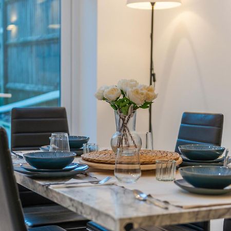 A Golden Haven Retreat In London Apartment Exterior foto
